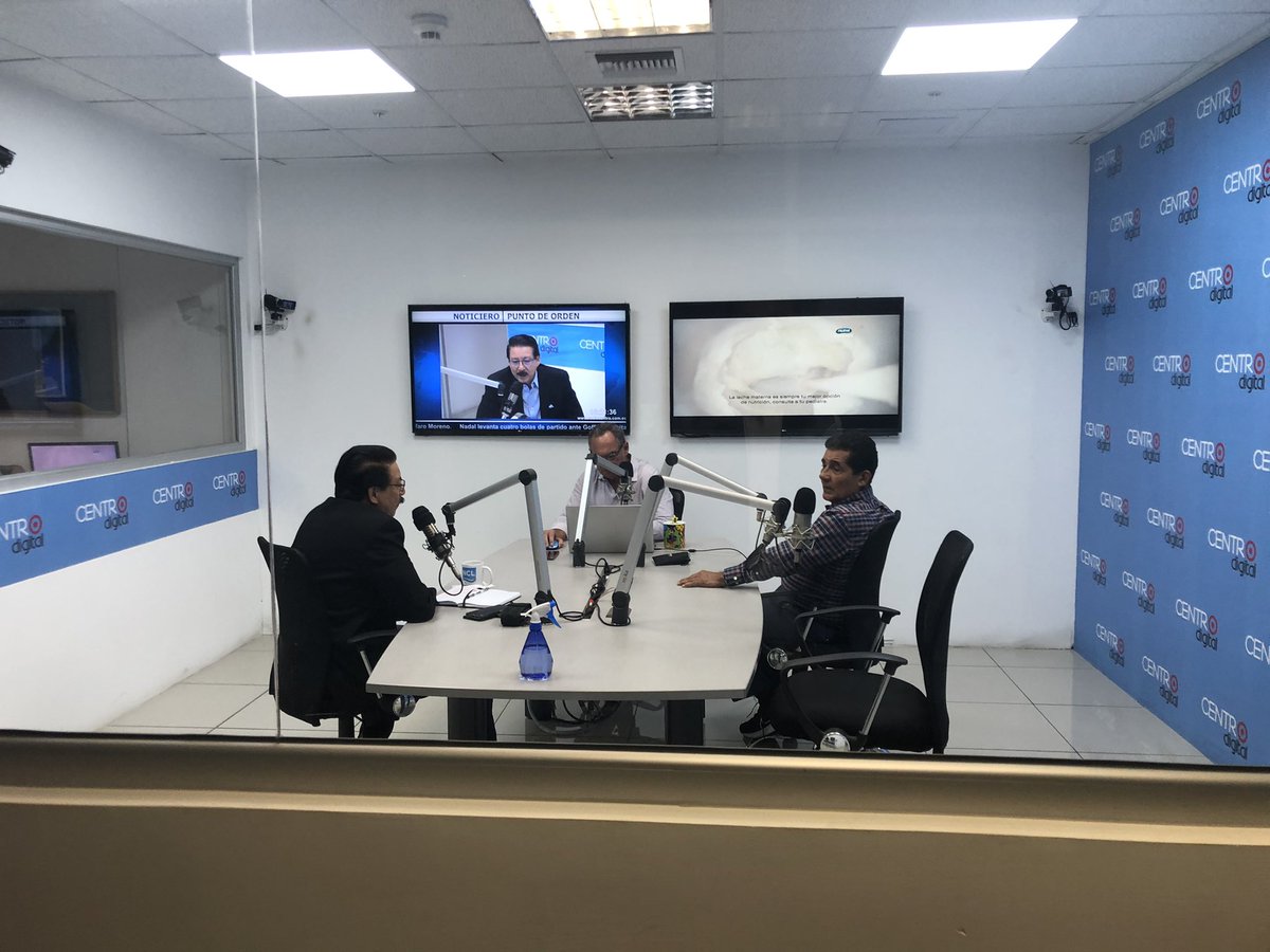 leviathan_space's tweet photo. Estaremos en @radiocentroec hablando sobre las oportunidades espaciales para el #Ecuador, el evento organizado por @iafastro #GLEC2022 que se realizara en #Quito el16-19 de Mayo. La campana de estudiantes de @clubforfuture de enviar postales al espacio 🚀 https://t.co/e134gemBXw