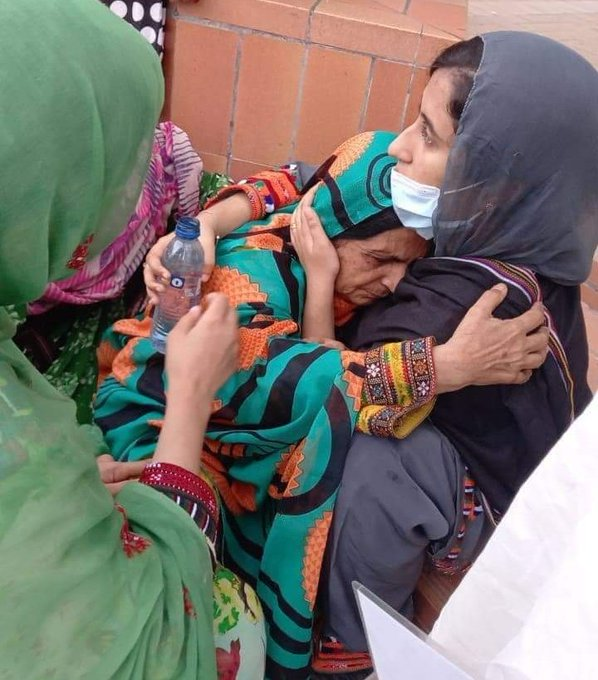 adara_khan's tweet photo. Balochistan has become a land of enforced disappearances. There are countless of innocent Baloch people who are missing &amp; their whereabouts are still unknown...

#AnarchyInPakistan
#FailedStatePakistan https://t.co/XfAjpownOM