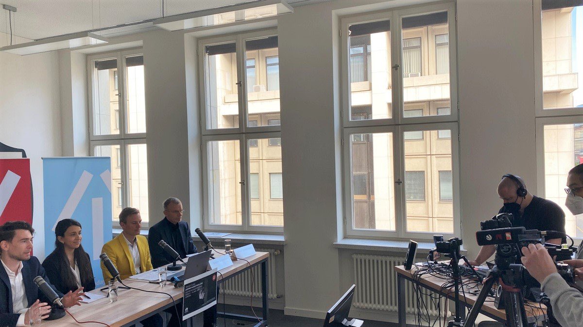 Benjamin Stappenbeck tweet media