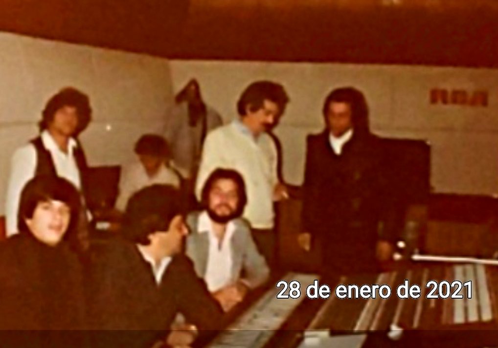ostria_luis's tweet photo. Bebé Velazquez, un grande un ídolo, un buen amigo… gracias por siempre… https://t.co/IgfEo4duKo