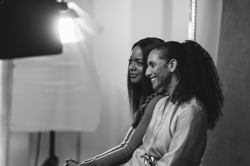 Diary Date: WE.BLACK WOMEN. free exhibition <a href="/DonmarWarehouse/">Donmar Warehouse</a> curator #JoanIyiola until 30 Jul. Leading actresses meet women who inspire them. #SheilaAtim  <a href="/MissEssDeeBee/">Sharon Duncan-Brewster</a> @MissDumezweni <a href="/DrEkechi/">Dr Christine Ekechi</a>
<a href="/NaomieHarris/">Naomie Harris</a> <a href="/afuahirsch/">Afua Hirsch</a> <a href="/FaithLocken/">Faith Locken</a> more: bit.ly/3FpJZgk