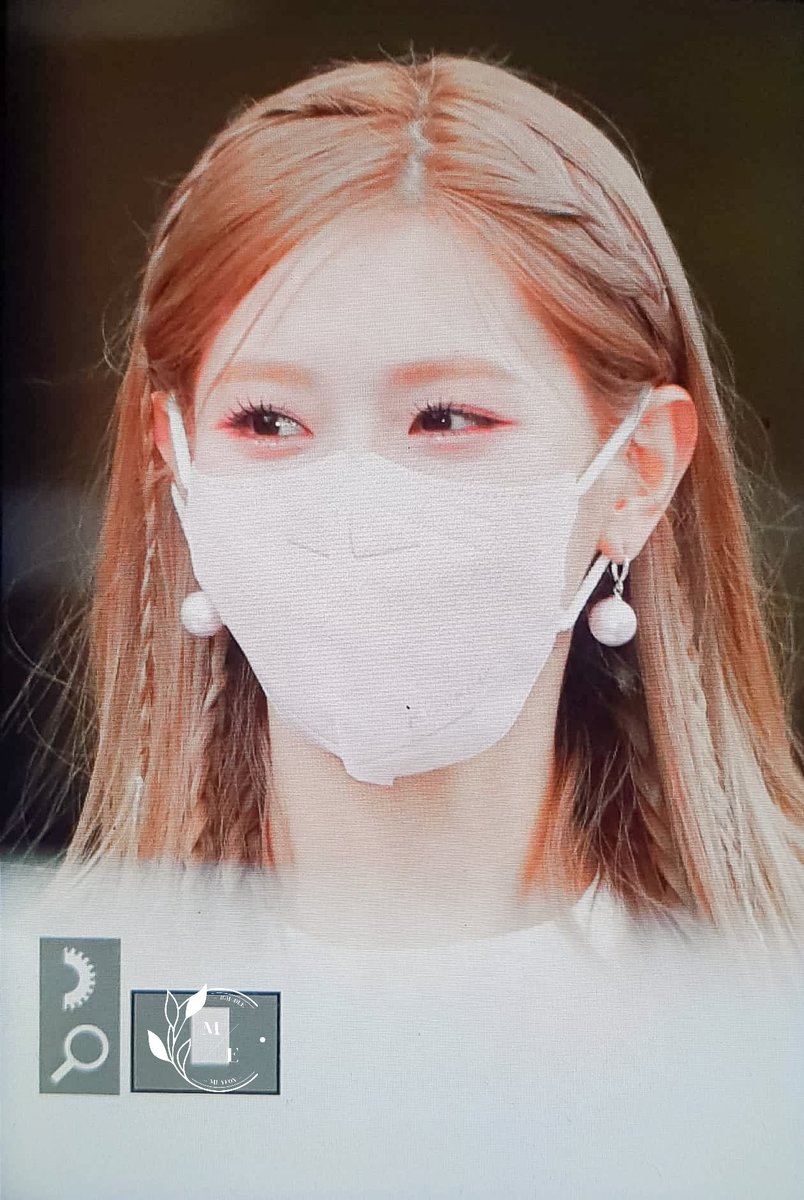 ME_idlei's tweet photo. 220506 프리뷰

면공주👸

#여자아이들 #G_I_DLE #미연 #MIYEON #曺薇娟 #IDLE https://t.co/lN5dL9LiLx