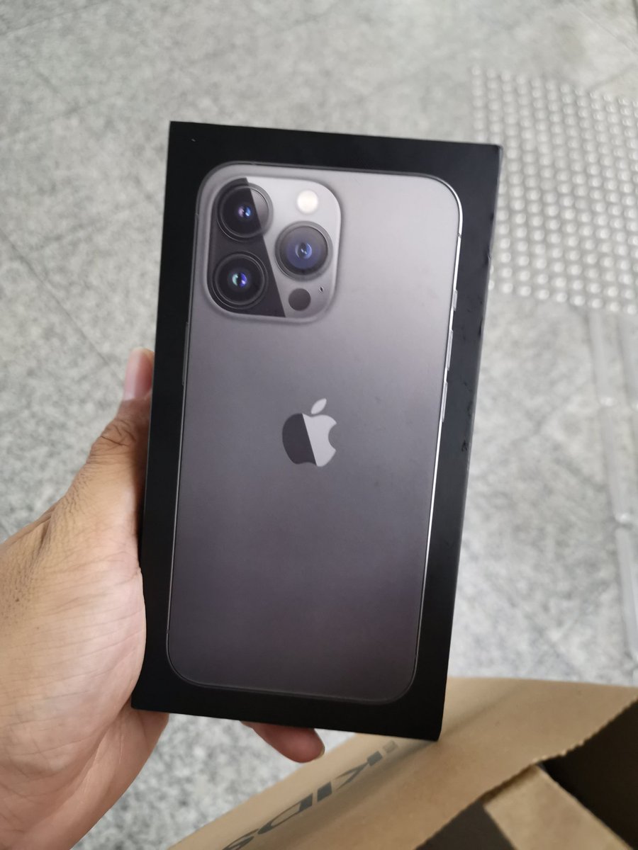 maskedapple tweet media