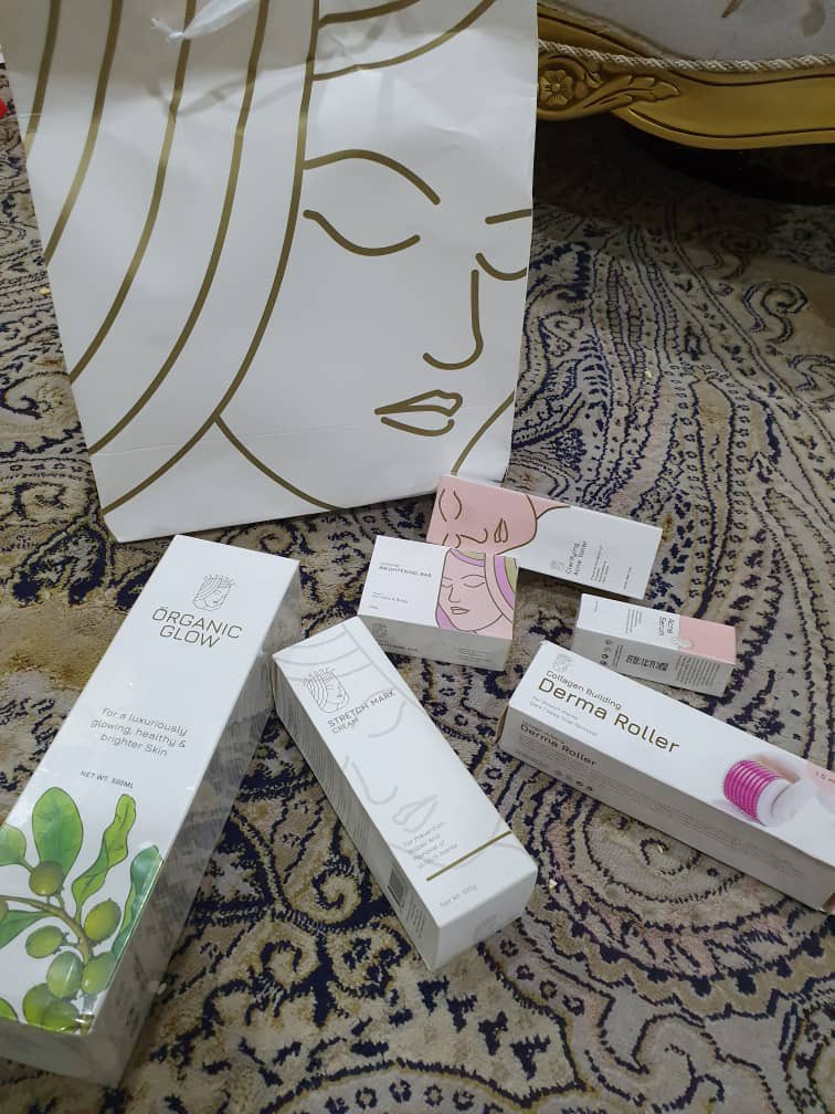 Hersnee's tweet photo. Start taking care of your skin today!

High Quality Skincare Products for all skin types and many skin concerns such as eczema, psoriasis, acne, dark spots, hyperpigmentation and more 

Black Owned and Woman Owned Business https://t.co/m2glE0ydrD