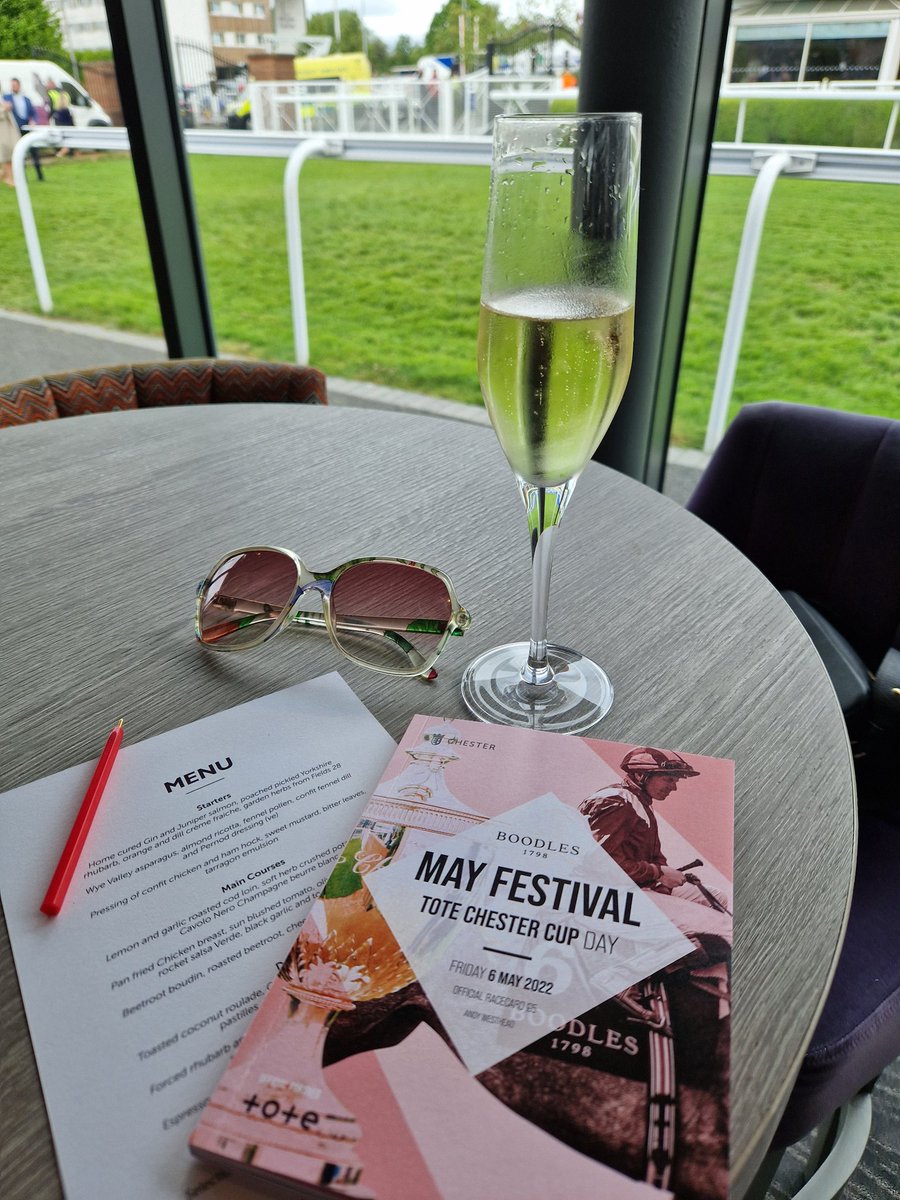 Day at Chester Races....purely business you know 🤷‍♀️