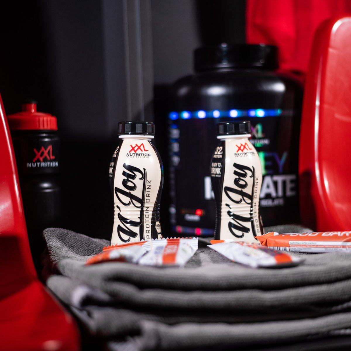 AlmereCityFC's tweet photo. Klaar voor vanavond, dankzij @XXLNutritionSwe ๐ช
๐ธ Kristian Krijgsman / Calina inc
#almjaz #UltimateStretch https://t.co/NlmMhHX9WR