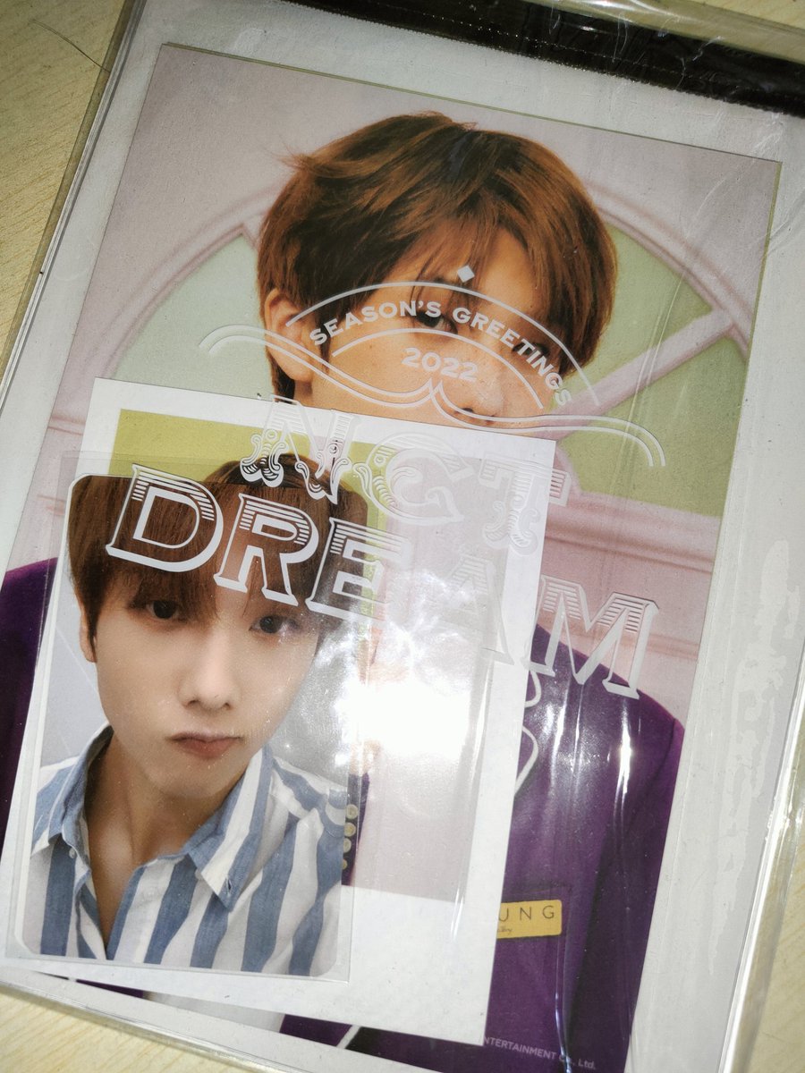 niahauls's tweet photo. wts lfb | #niabentables

꒰ jisung sg22 photopack  ꒱

⋆ ₱ 700 (free sf and pf!)
⋆ onhand and unsealed (pinalitan ko sleeves ni jisung since nag m-most na siya
⋆ strictly payo!
⋆ read carrd before claiming

🏷️ wts lfb nct ph https://t.co/NpYrCOHDih