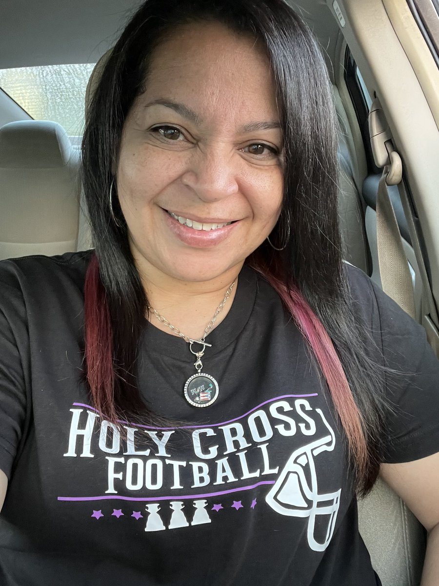 LilSkip23's tweet image. TGIF!!!  💜

#iwearmywork #ogdesigns #oliviagisellephotography 

IG: oliviagisellephotography