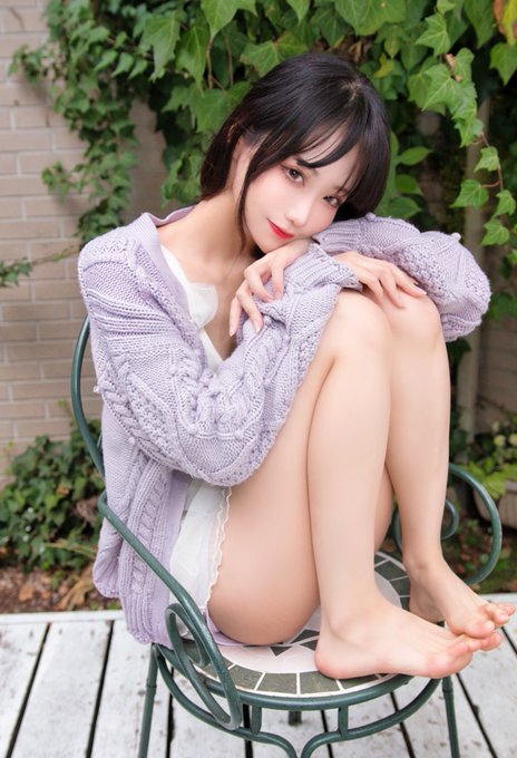 コスプレイヤーしろさきのTwitter画像17