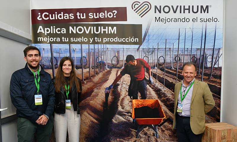 elAgroAutentico's tweet photo. 🔝🔝 Novihum se presenta como nueva fuente de materia orgánica
📝https://t.co/0gyGt3VIrM
Investigadores alemanes obtienen del lignito un nuevo producto singular, #Novihum, concentrado estable de #humus para mejora y preparación de #suelos agrícolas
#agricultura #Almeria #campo https://t.co/HYs3HHlZ4J