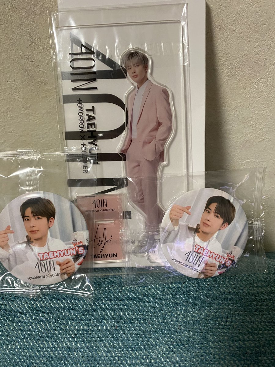TXT417's tweet photo. 娘とオタ活❣️❣️❣️原宿&渋谷
初のアクスタ❣️❣️
カンテヒョン❤️❤️
#TXT
#カンテヒョン
#カンテ
#40IN https://t.co/QEWRutPNN3