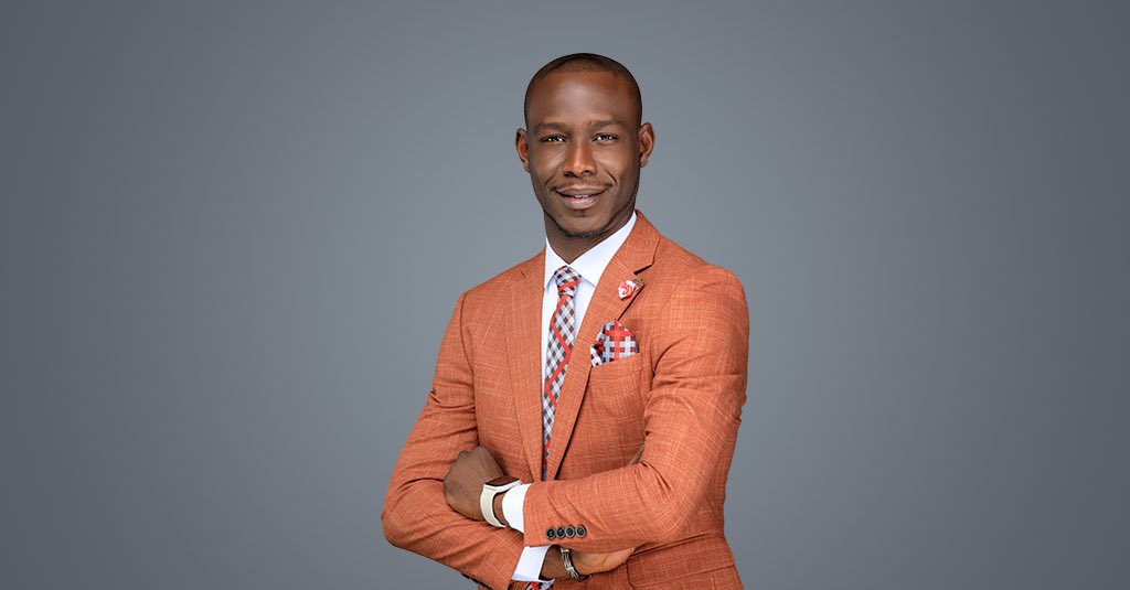 LohidiGroup's tweet photo. À nos chers abonnés et clients, rencontrons tous Mr. Joel S. P. Gnakale, ivoiro-américain, notre chaleureux, affectueux et bien-aimé, « Le boss ». Le CEO &amp; Founder (en anglais), PDG de LoHiDi® Group SARL, notre PDG à nous. https://t.co/tSk9CaxZvd
