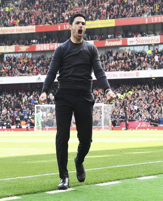 Eyokelvin's tweet photo. Mikel Arteta extends contract with @Arsenal still 2025.
#ArsenalProject https://t.co/rVU8dlW1ir