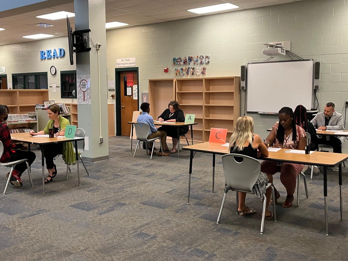 Dutch Fork MS tweet media