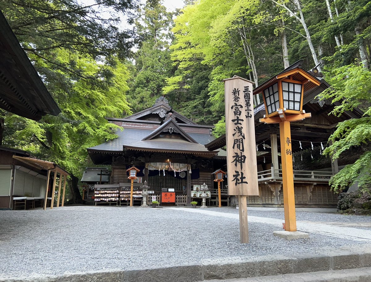 黒丸GRヤリスで初めてTOYOTAに乗る整備士🔧 tweet media