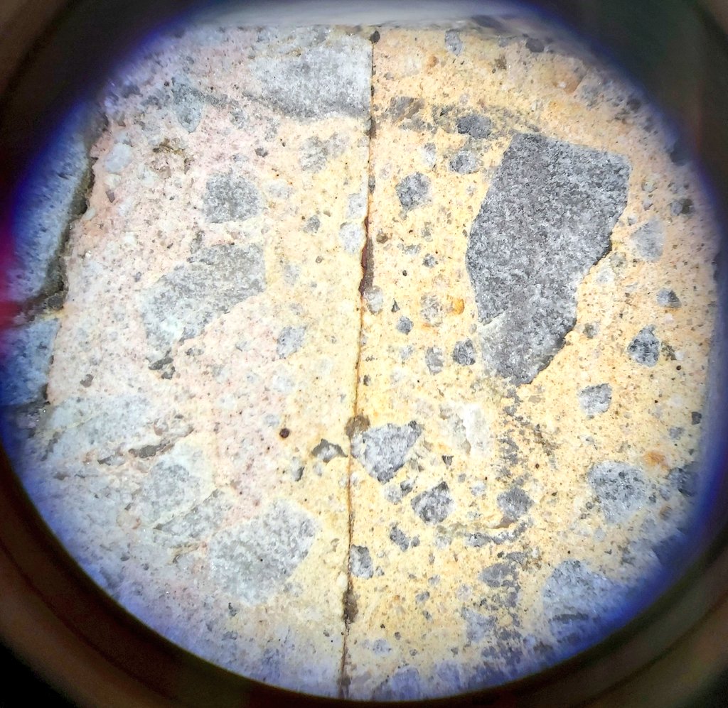 Exciting to take a close up look at a fault sample from the Carboneras fault zone! <a href="/livrockdef/">Liverpool Rock Deformation</a> <a href="/LivUniEarthSci/">Liverpool Uni Earth Sciences</a> #faults #faultrocks #microscopy