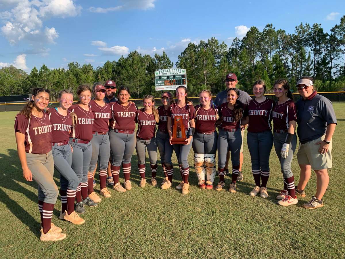 Our varsity softball team got District Runner Up at last night’s District finals.  They move on to Regional play at a date yet to be determined…stay tuned!  #tcadeltona #varsitysoftball #districtrunnerup #eaglestrong #ontoregionals