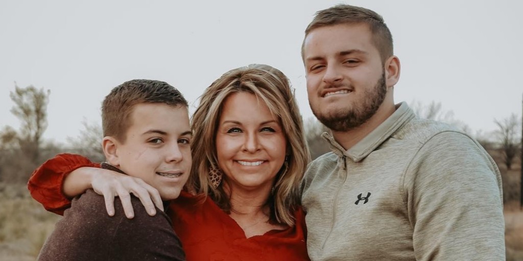 watongacheese's tweet photo. Happy Mother's Day to all of the moms out there from the Watonga Cheese Factory and Cowan Family. Words are never enough to thank you for all you do. We hope you have a wonderful weekend.
.
#watongacheesefactory #watongacheese #happymothersday #mothersday #mom #mothers #cheese https://t.co/dzPSBj6MYr