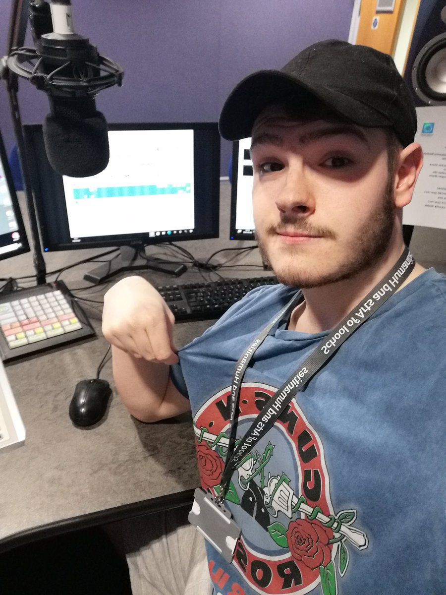 Rock N' Radio tweet media