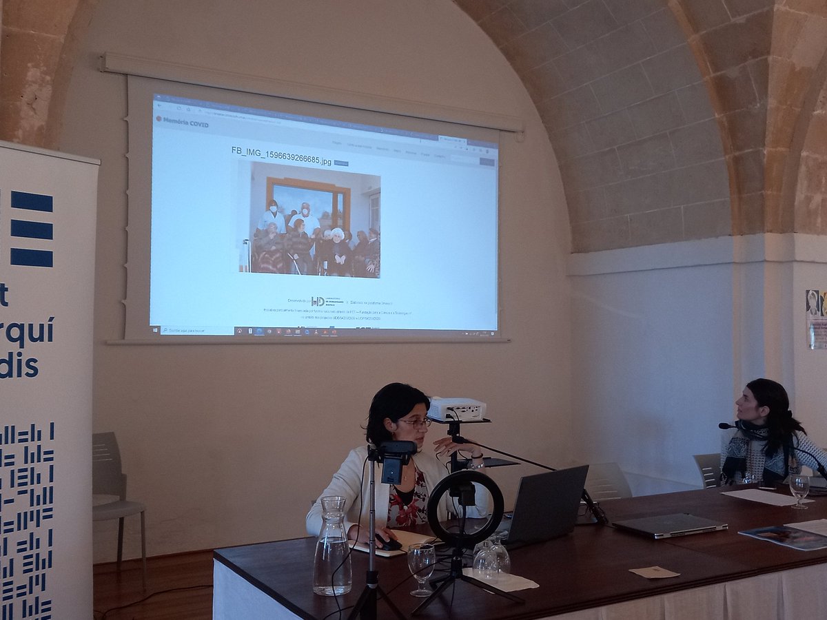 schct's tweet photo. @helenasilvahist ens mostra una pàgina col·laborativa on poder compartir memòries sobre la covid-19💭 https://t.co/pnQNAPwjfx