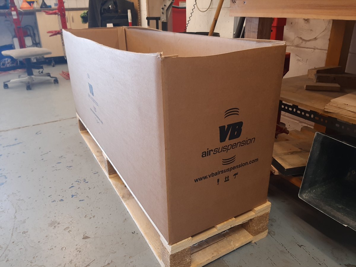 It's another busy Friday in our workshop with <a href="/VBAirUK/">VB-Airsuspension UK</a> and <a href="/EPHydraulics/">E&P Hydraulics UK</a> systems flying out of crates and onto a wide variety on motorhomes.
Get in touch TODAY to get yours:
☎: 01444 880022
📨: info@rosmia.co.uk
💻: rosmia.co.uk

#motorhomes #motorhomeuk #motorhome