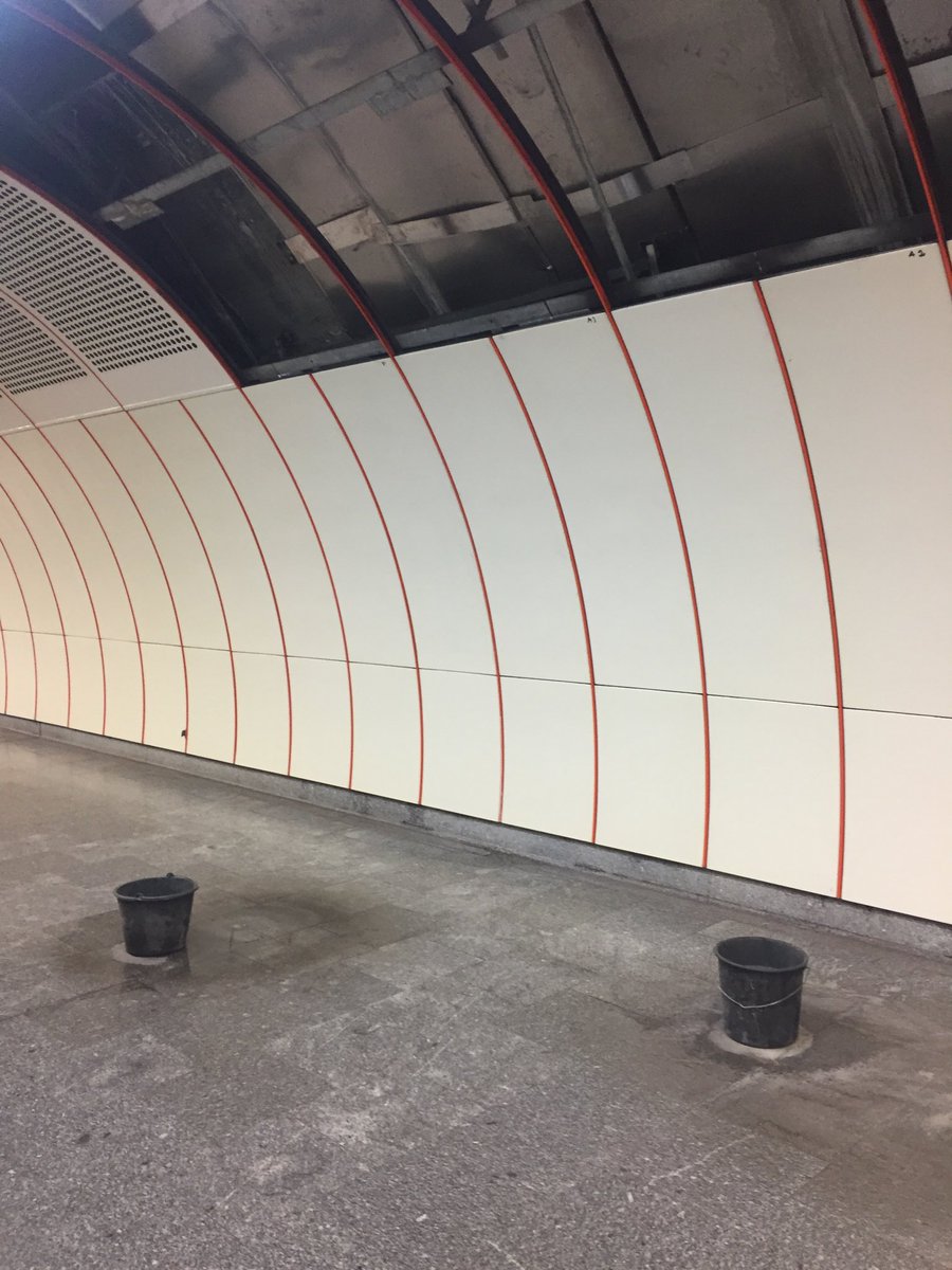 TanjaPaar's tweet photo. Wiener Lösung, Jahre später #wienliebe #provisorium https://t.co/03BNPbtip1