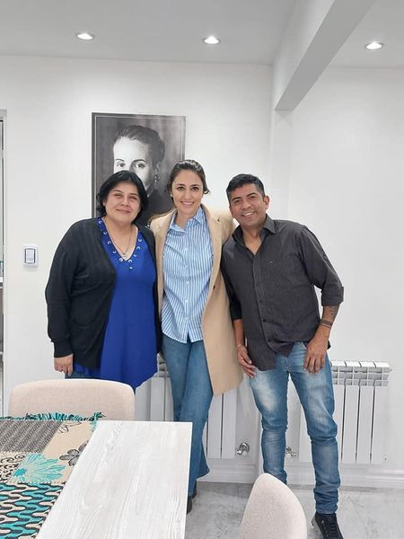 JavierCalisaya's tweet photo. #ProyectoParidad | Junto a mi par @mora_laly, nos reunimos con la Concejala (mc) y Legisladora provincial @laucolazo, para intercambiar opiniones sobre el proyecto de #ParidadDeGénero que presentamos en el #ConcejoDeliberante de #RíoGrande.
#QueSeaOrdenanza
#ParidadYa💜 https://t.co/rdJFo6HdKM