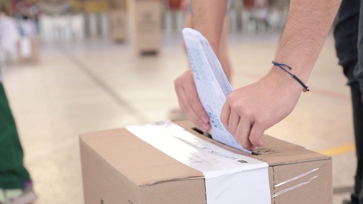 🚨 #ATENCIÓN La Procuraduría verificó la base de datos de jurados de votación 🗳️ para la posterior asignación a las elecciones presidenciales y evidenció que 2.925 ciudadanos postulados se encuentran inhabilitados para ejercer funciones públicas. Hilo 1/3 👇🏻