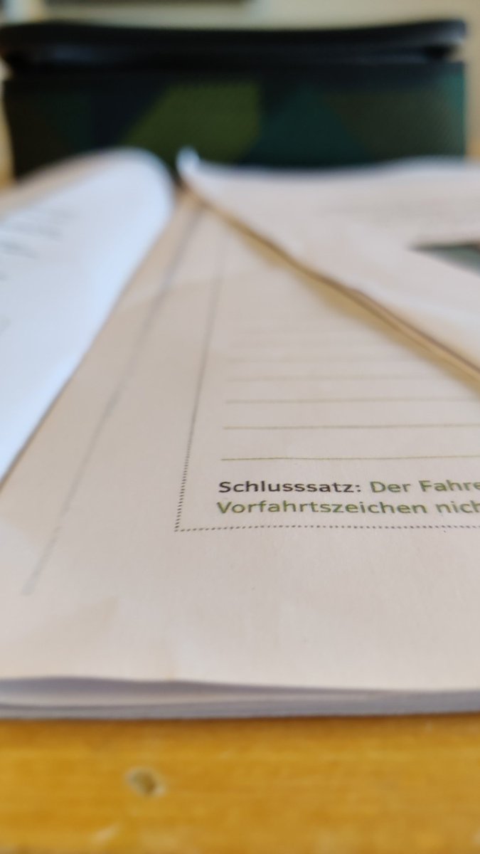 Lynix_hd's tweet photo. Schule Bock nicht mann https://t.co/JxrH4z0FDP