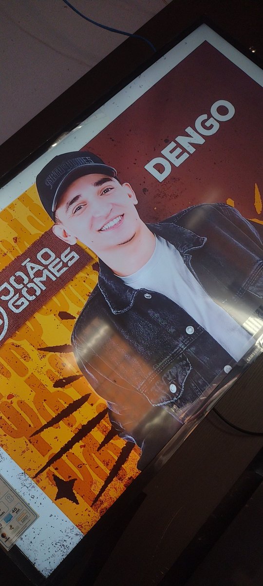 EdianeMota3's tweet photo. @joaogomescantor 
@joaogomescantor 
@joaogomescantor 
Estou completamente apaixonada por esse novo CD https://t.co/v8hc5l4PeW