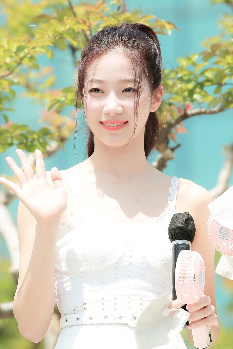 220506 뮤직뱅크 미니팬미팅

#카즈하 #kazuha #르세라핌 #LE_SERRAFIM