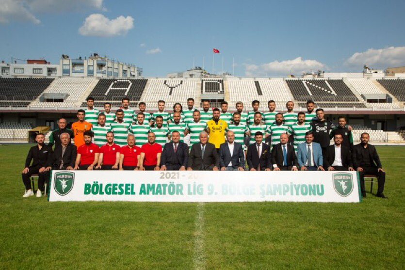 Efeler09Sfk's tweet photo. Bölgesel Amatör Lig 9.Bölge Şampiyonu🏆

#Şampiyon #Merhaba3Lig #Efeler09SFK https://t.co/eHpzQxFQvS