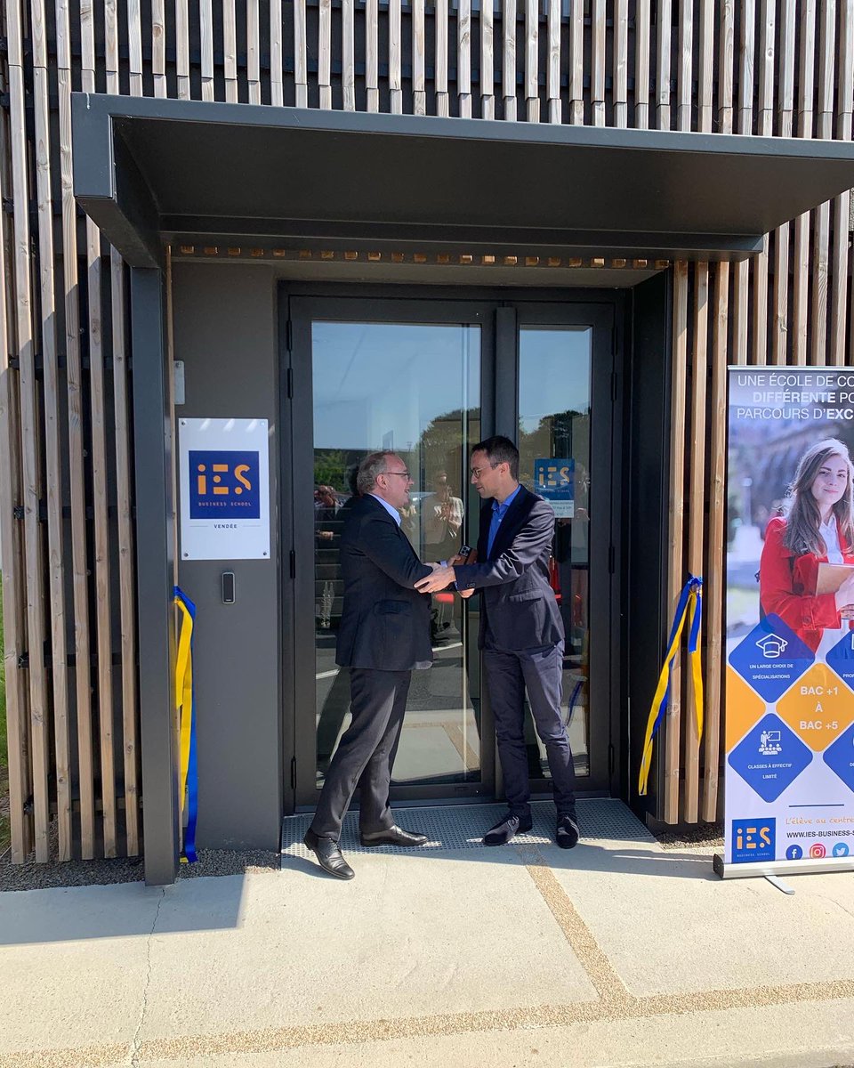 Inauguration de l’entrée dans leurs nouveaux locaux de l’IES Business School de #Vendee à #Numerimer aux #sablesdolonnes avec <a href="/Borismazurier/">Boris MAZURIER</a> <a href="/LSOAgglo/">LES SABLES AGGLO</a> poursuit son objectif de compléter l’offre de formations supérieures sur son territoire ! <a href="/NumerimerA/">Numerimer Association</a> <a href="/EDO_Vendee/">EDO</a>