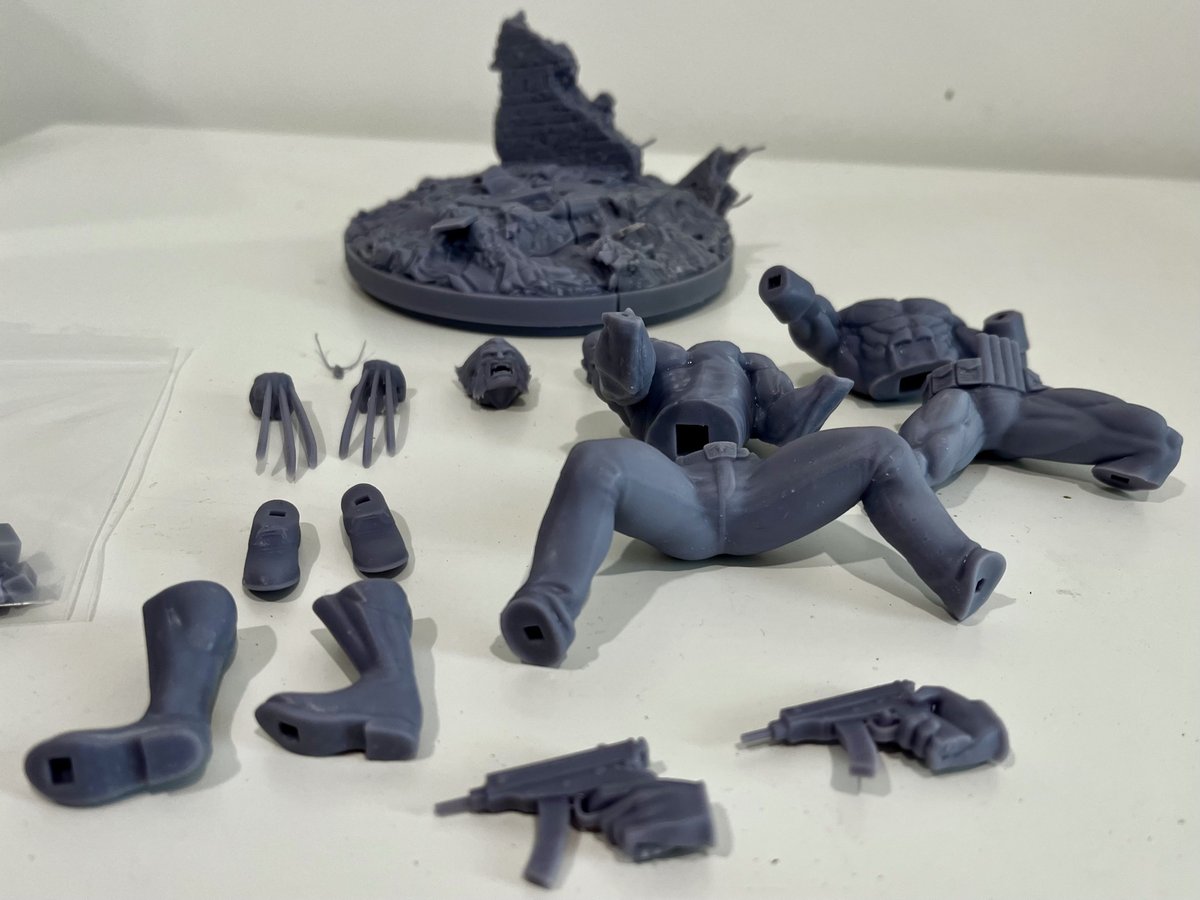 TripleAxis3D's tweet photo. This model was 3D printed in lots of small pieces ready for the customer to assemble. 3D printed in grey resin on an SLA 3D printer #3dprintingservice #3dprinting #sla https://t.co/ZM9Srwrugc