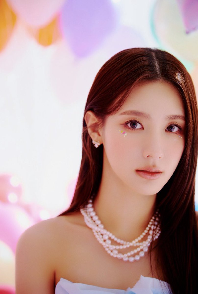 +

#MIYEON #미연 
#여자아이들 <a href="/G_I_DLE/">조명철</a>