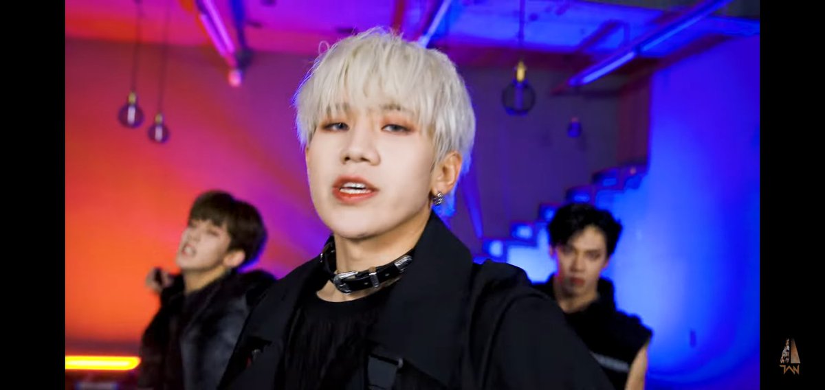 changsunshine99's tweet photo. His name is Lee Changsun and he's on fire 🔥

@tan__official_ #TAN #toallnationa #monstax #shootout #leechangsun #changsun #kpop #dancingidol #dancingdol #탄 #이창선 #창선 https://t.co/2KFYpnwC4h