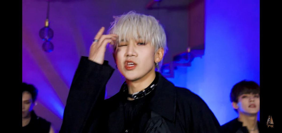 changsunshine99's tweet photo. His name is Lee Changsun and he's on fire 🔥

@tan__official_ #TAN #toallnationa #monstax #shootout #leechangsun #changsun #kpop #dancingidol #dancingdol #탄 #이창선 #창선 https://t.co/2KFYpnwC4h