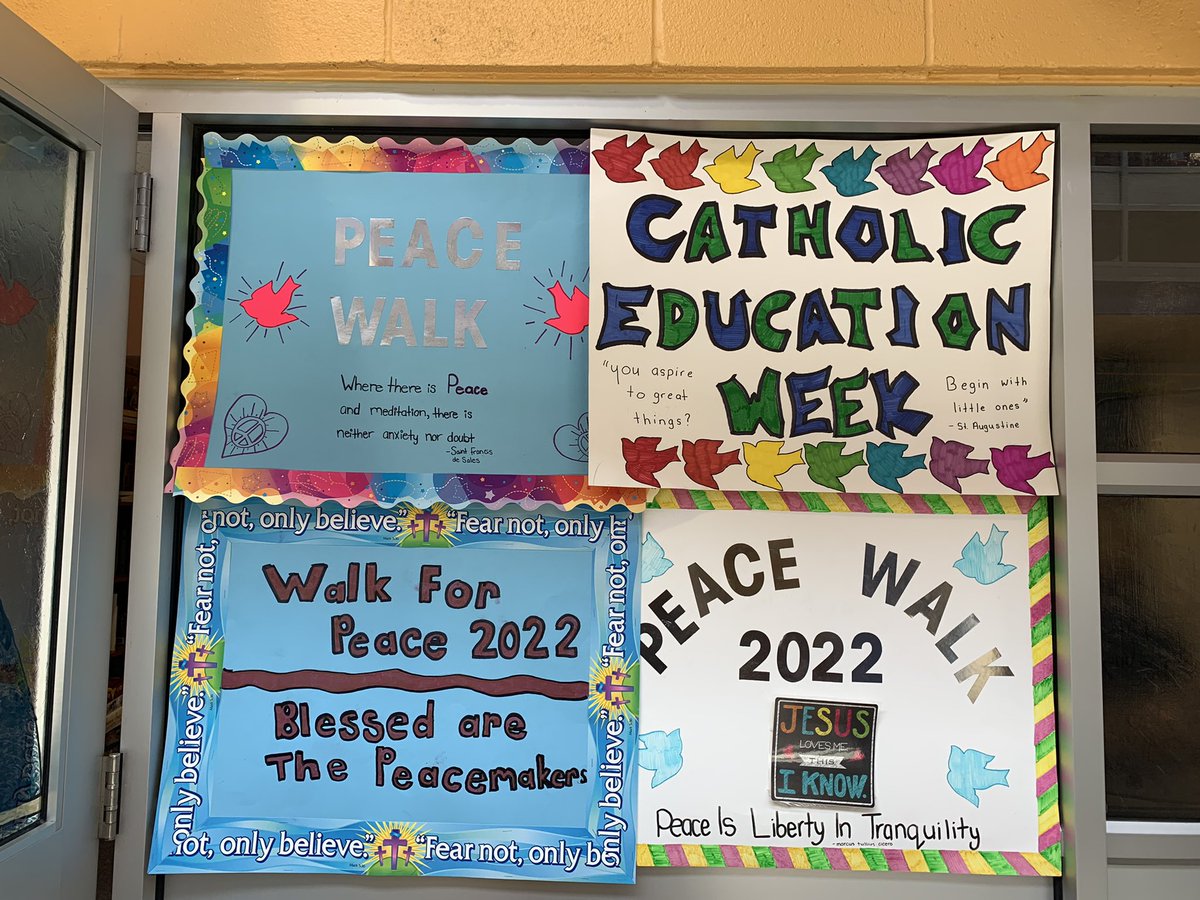 BBBargoon's tweet photo. Peace walk 2022 @SMCDSB_PET @SMCDSB #WFPSMC22 https://t.co/7Hurv2nasO