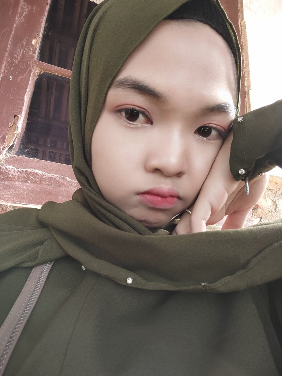 abchaan_'s tweet photo. Ketolong sama efek, mayan buat nipu orang yg cuma mandeng fisik

#EidMubarak2022 https://t.co/A49FrDYzlz