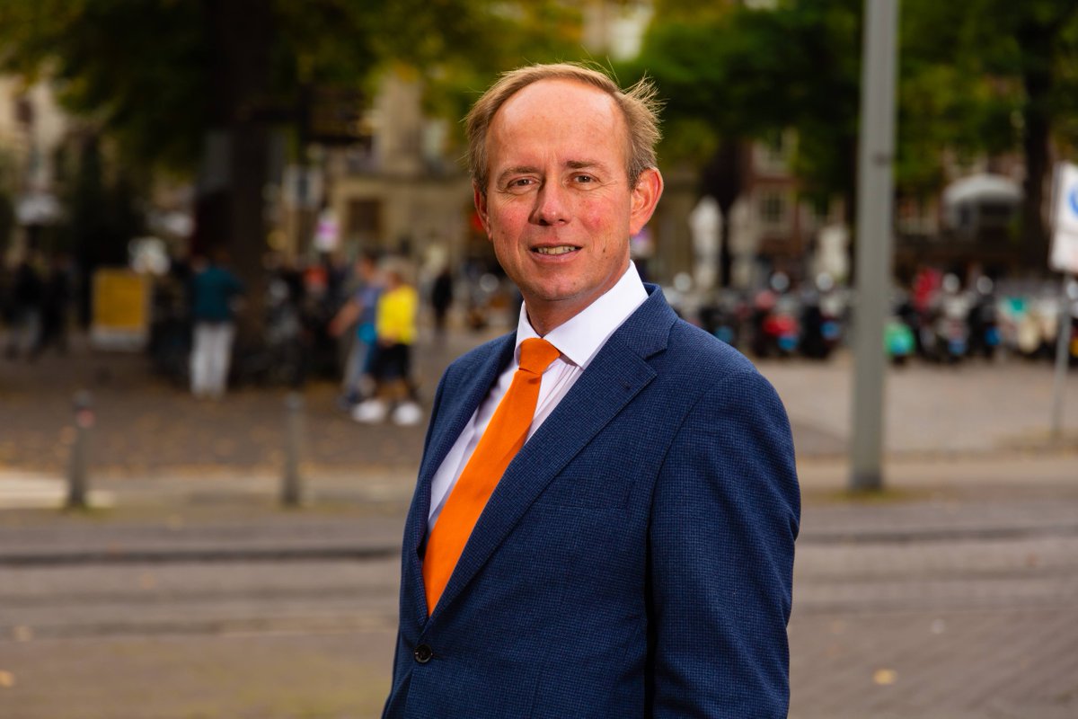 grootnieuwsnl's tweet photo. Kees van der Staaij (SGP) blikte in De Nieuwe Morgen terug op de impact die Pim Fortuyn had op politiek Den Haag, op de dag dat hij twintig jaar geleden werd vermoord:

👉 Luister terug: https://t.co/VCsjFiPIp4 https://t.co/HGF5fkojmT