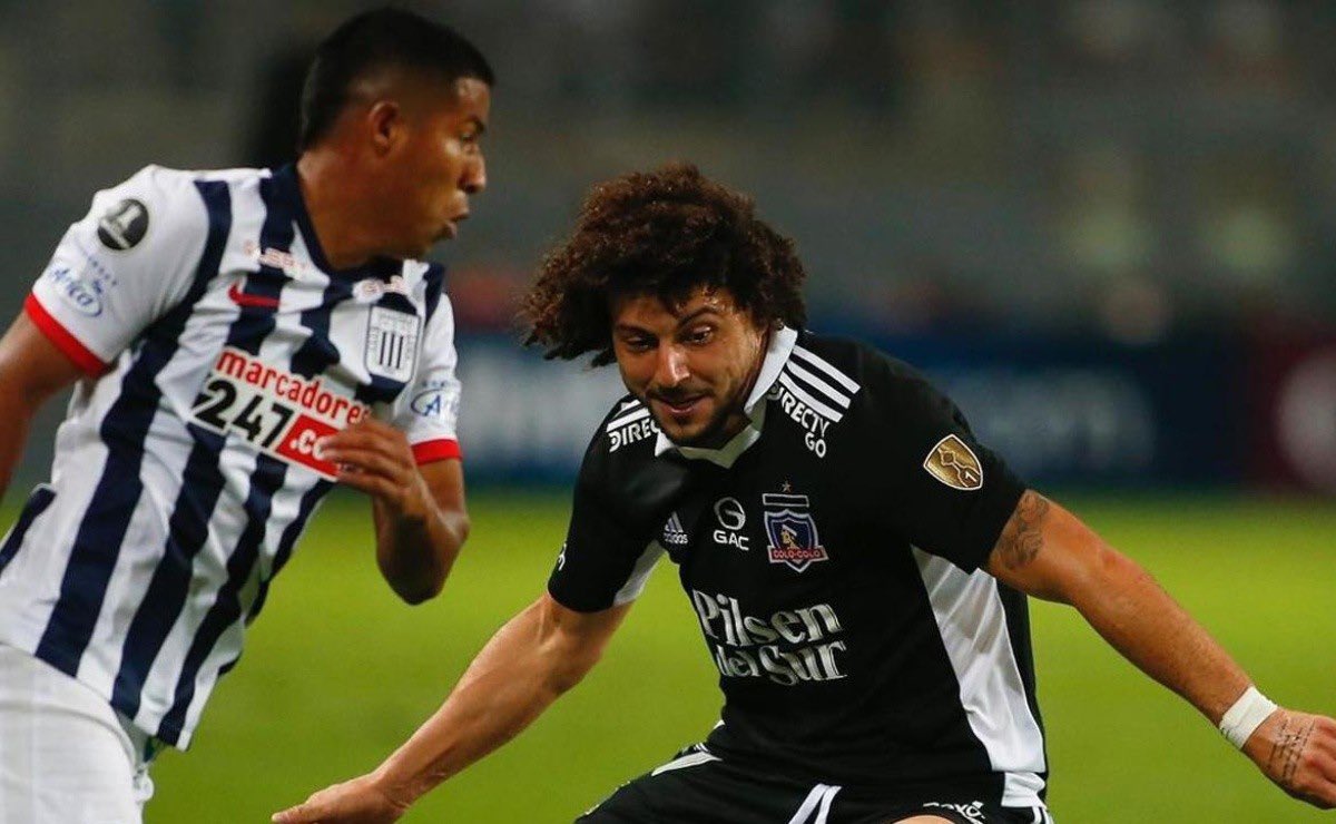 Maximiliano Falcón podría recibir su pasaporte chileno en marzo 2025.