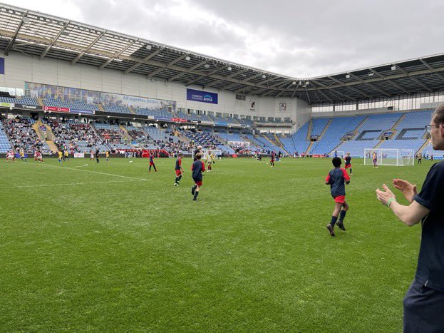 Dartford Schools FA (@dartfordschfa) on Twitter photo This is how you host National Finals ⚽️ wishing <a href="/StPaulsSwanley/">St. Paul's CoE Primary School</a> all the best today as the represent Dartford & Swanley
<a href="/kentschools_fa/">Kent Schools FA</a> <a href="/SchoolsFootball/">English Schools' Football Association</a> This is how you host National Finals ⚽️ wishing <a href="/StPaulsSwanley/">St. Paul's CoE Primary School</a> all the best today as the represent Dartford & Swanley
<a href="/kentschools_fa/">Kent Schools FA</a> <a href="/SchoolsFootball/">English Schools' Football Association</a>