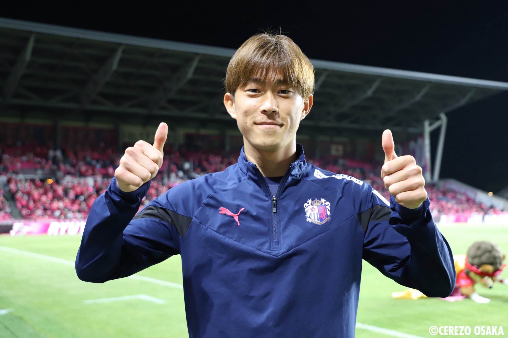 毎熊 晟矢選手「GOOD LUCK マイク」グッズを発売！ | セレッソ