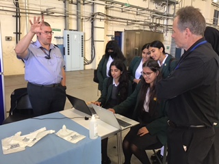 lgs_news's tweet photo. Mrs Toor: 15 Year 9 girls enjoyed an inspirational day at @RAFNortholt . The amazing day was full of interesting talks and interactive workshops to introduce #LGSWellRounded students about a range of #STEM careers https://t.co/ubE3VAuhIo