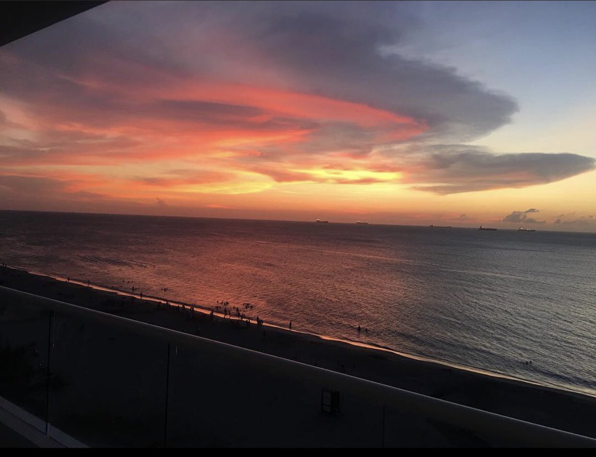 aruedal's tweet photo. Solo quien no ha podido respirar conoce el verdadero valor del aire! Buen día para todos! https://t.co/4SUSfUQTdq