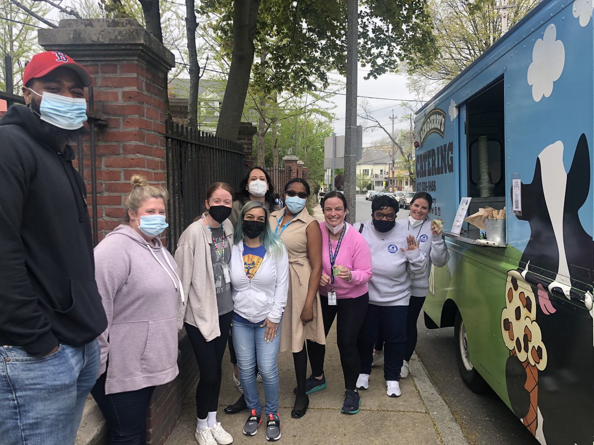 Mendell School tweet media