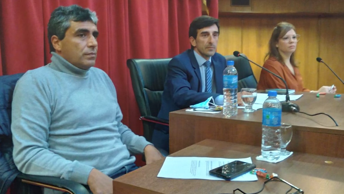 Fue rechazado el bono de los 25 mil pesos para los trabajadores municipales 
- Fue durante la II Sesión Ordinaria del Concejo Deliberante
Más Info en: bragadotv.com.ar/fue-rechazado-…