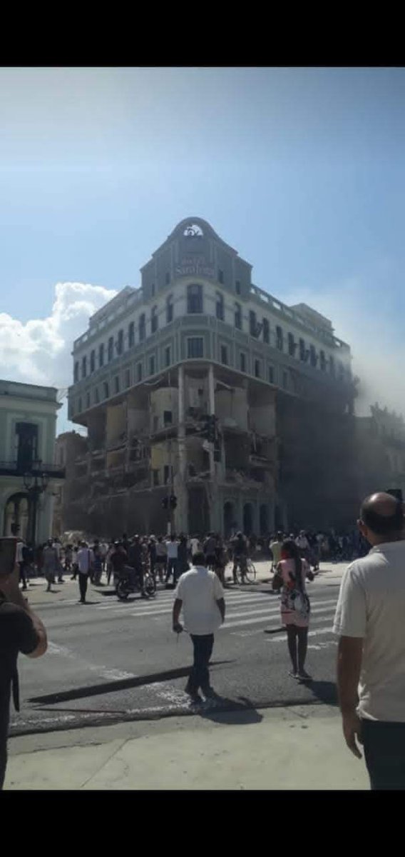 Unidad y disciplina ante la tragedia del Hotel Saratoga. Condolencias a quien haya perdido algún familiar o amigo. #Cuba