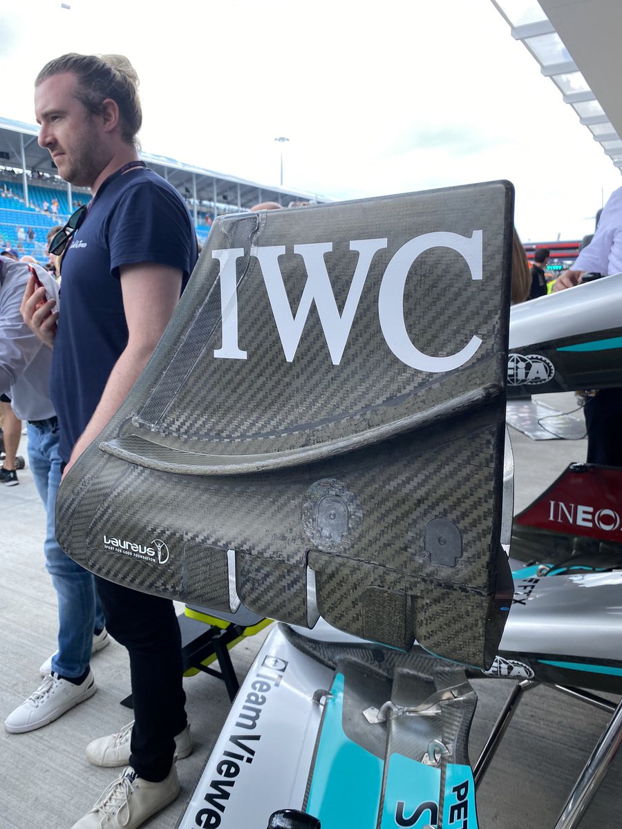 A look at Mercedes’ Miami updates. Lower drag rear wing and beam wing to suit the track layout. The new rear wing is also lighter than the one used at the first four races. In addition, there are new front wing endplates (first photo is the new one, second is the old one)