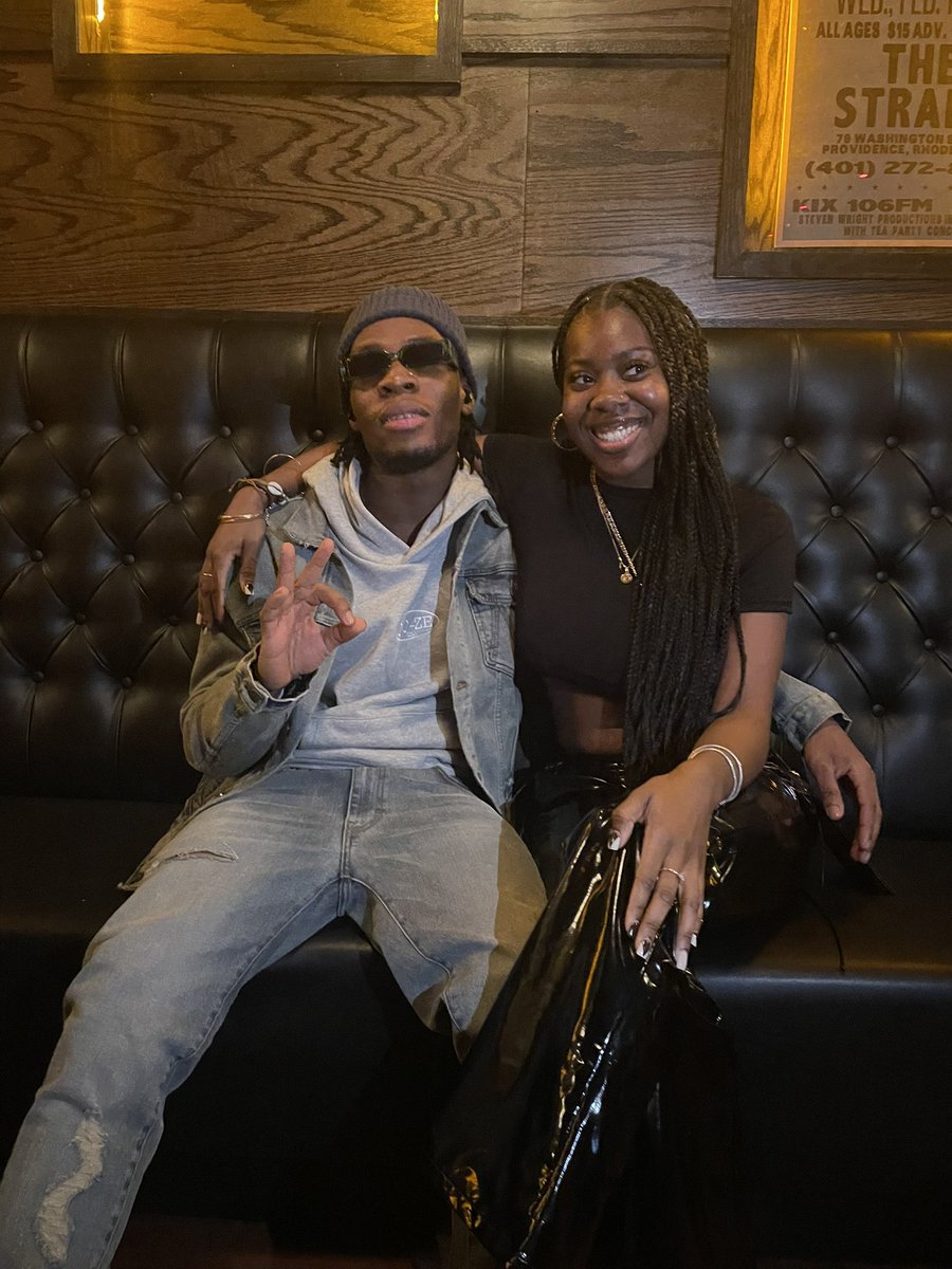 justdoitkam's tweet photo. Still feels unreal!! I’m so happy I got to meet you 🥹 Thank you for a GREAT night! 🤍🐐 https://t.co/Ul0vvPum93